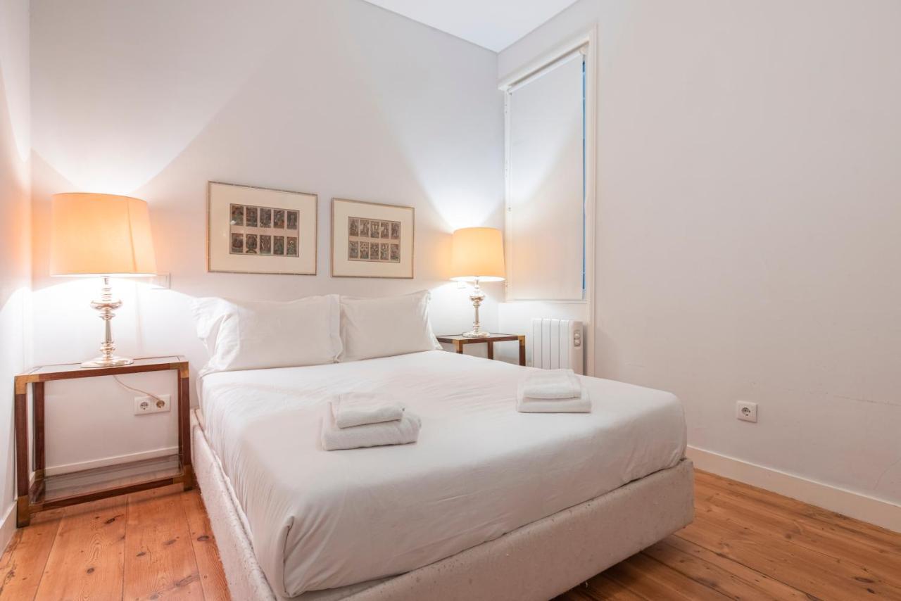 ליסבון Castelo Design Aparment W/ Balcony & Super View By Lovelystay מראה חיצוני תמונה